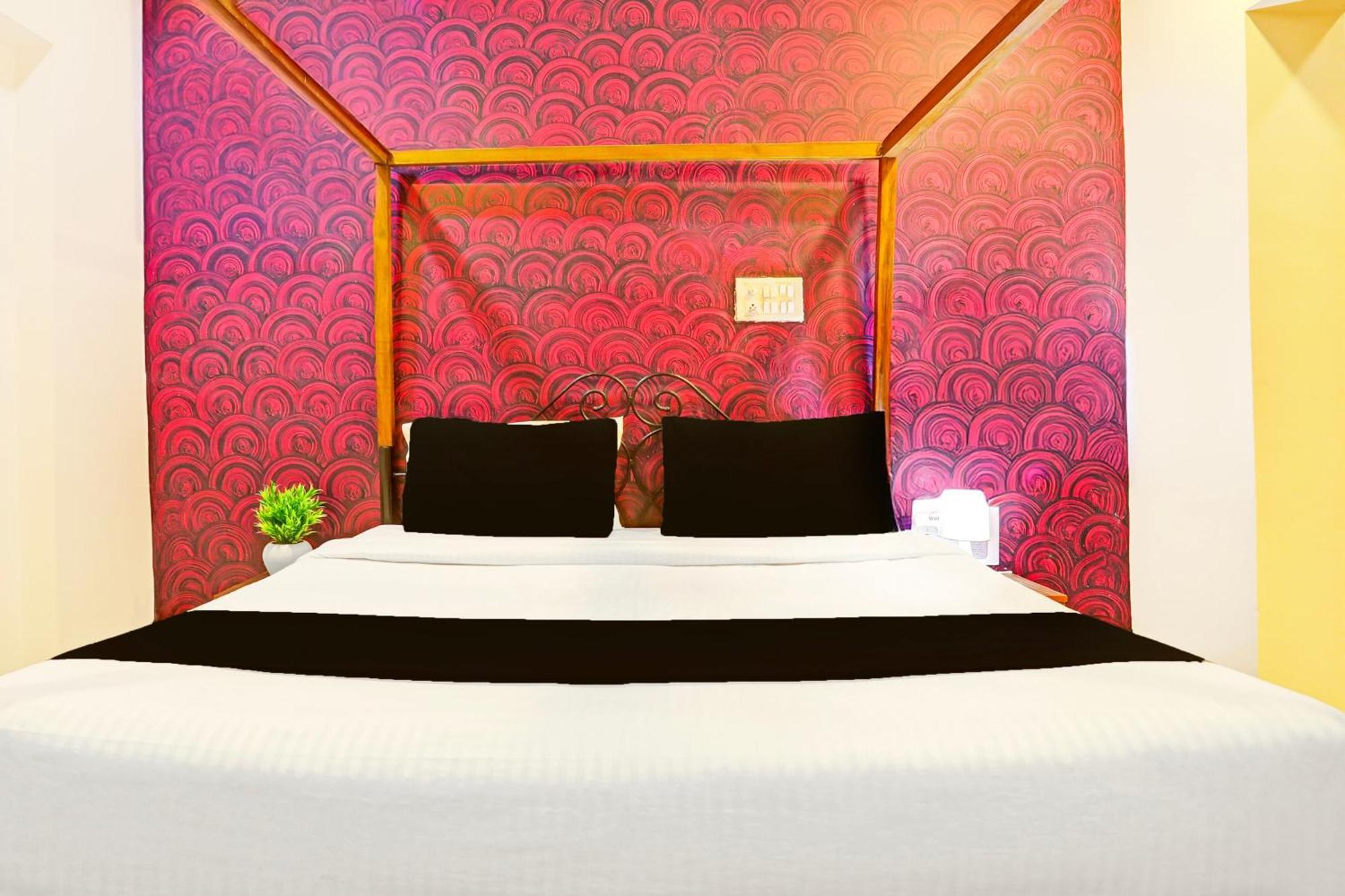 Super Hotel O Jaistambh Chowk Formerly Guru Kirpa Rāipur Екстериор снимка